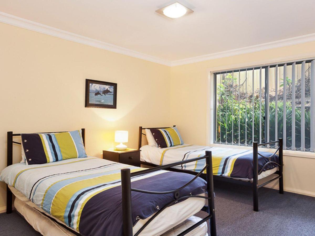 Sienna, 27A Christmas Bush Avenue - Duplex With Aircon, Wi-Fi And Close To Dutchie'S Beach Nelson Bay Exterior photo